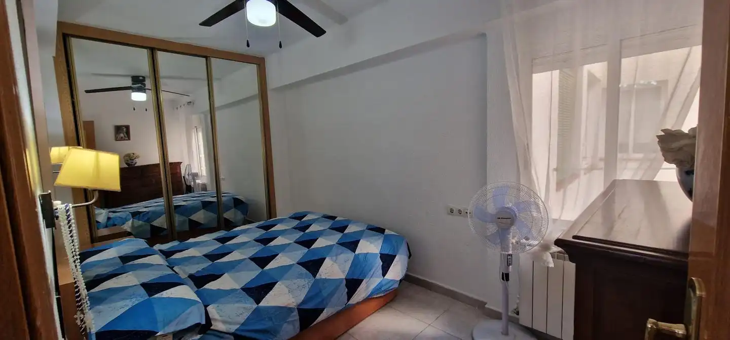 Bedroom of Flat for sale in Zaragoza  with Air Conditioner, Heating and Furnished