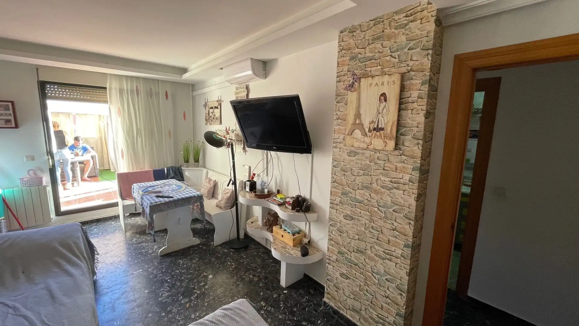 Sala de estar de Ático en venta en Albacete con Aire acondicionado, Terraza y Piscina