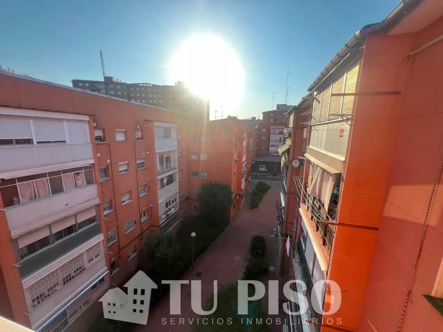 Vista exterior de Pis en venda en Madrid amb Aire condicionat, Calefacció i Terrassa