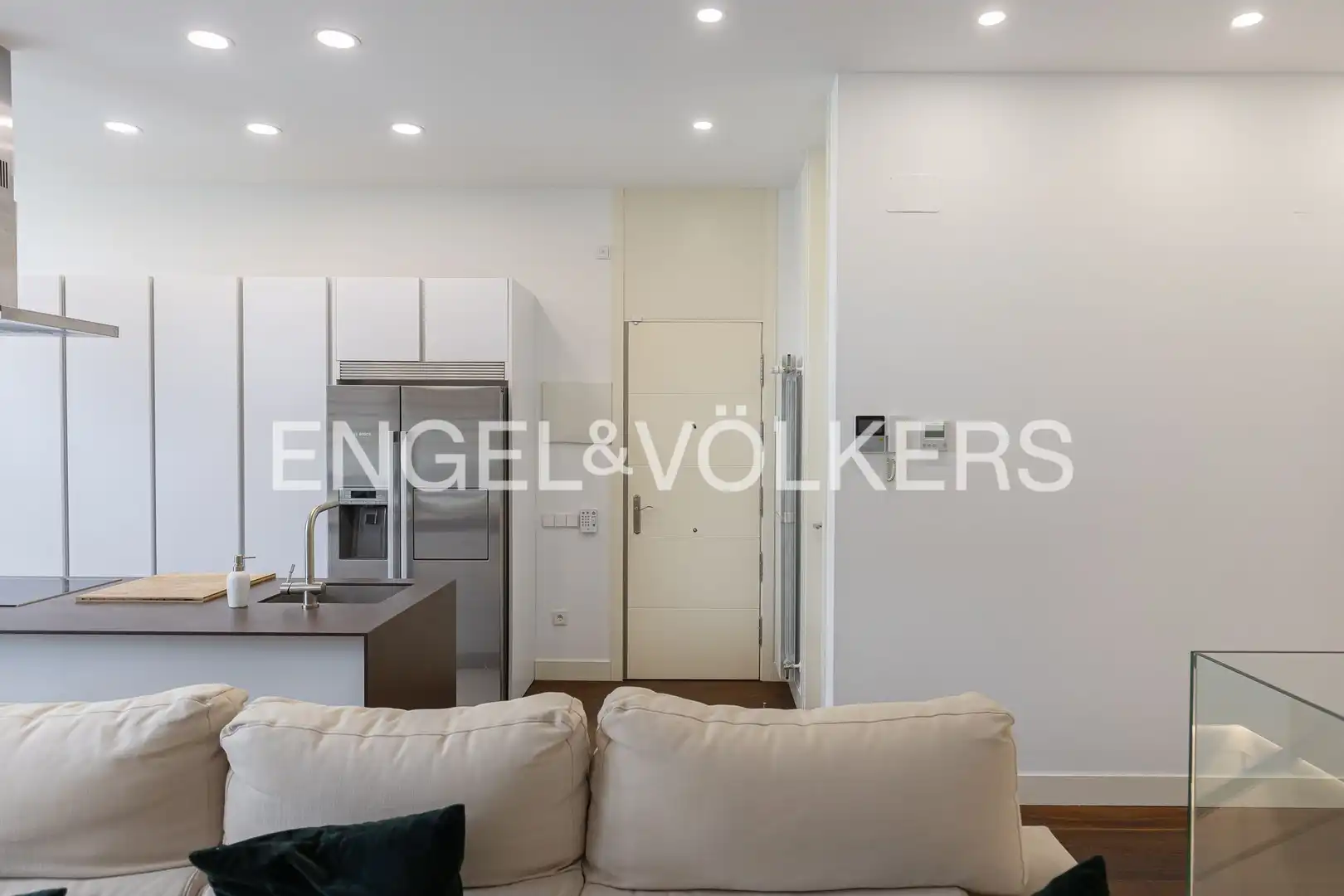 Wohnzimmer von Erdgeschoss zur Miete in Madrid mit Klimaanlage, Heizung und Parkett