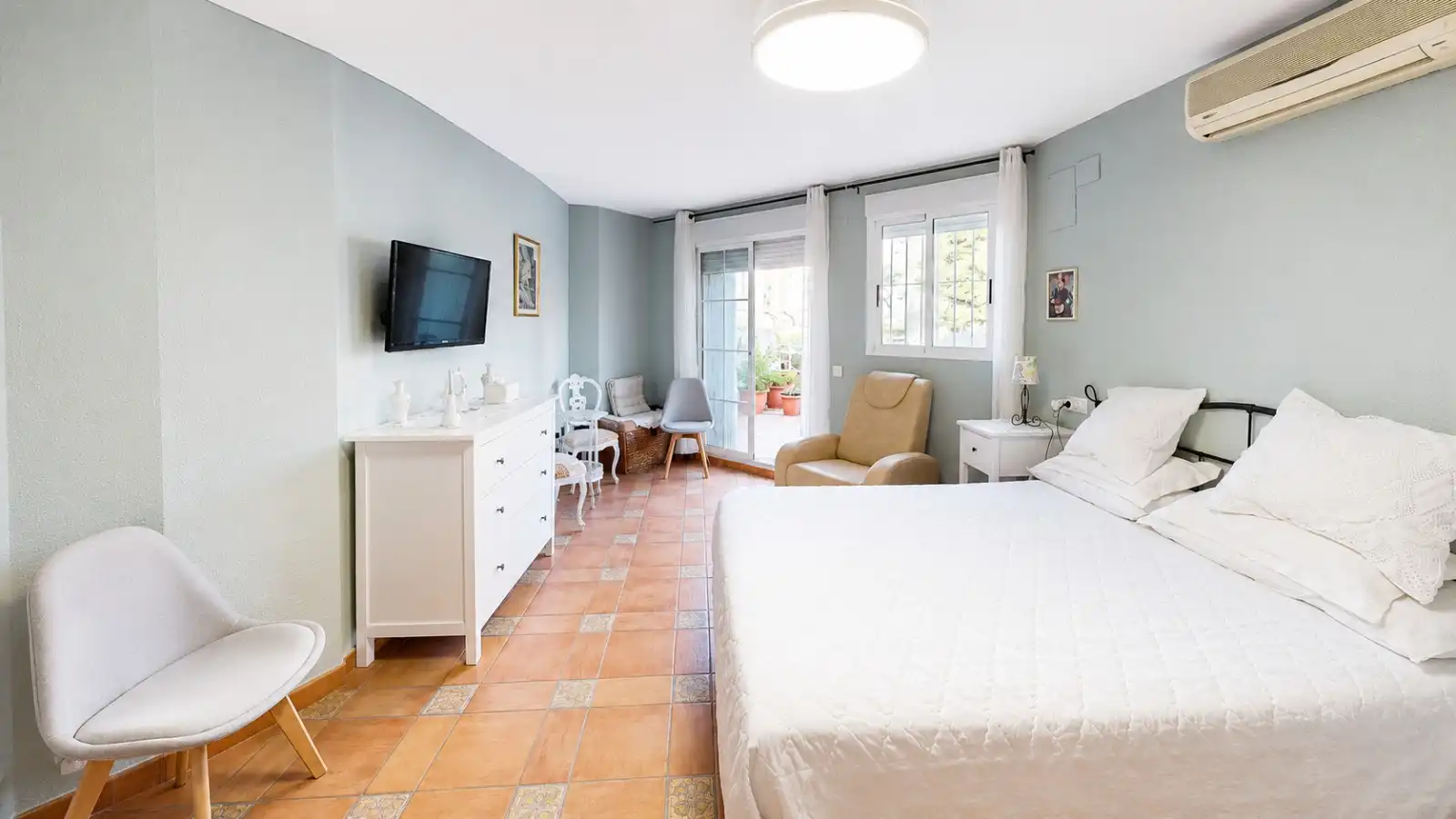 Dormitori de Casa o xalet en venda en Alicante / Alacant amb Aire condicionat, Calefacció i Terrassa