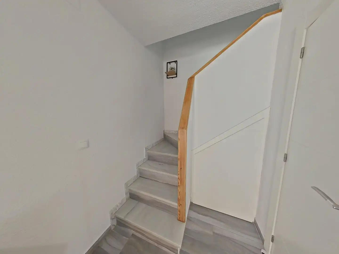 Maisonette zum Verkauf in Santa Pola mit Klimaanlage, Terrasse und Möbliert