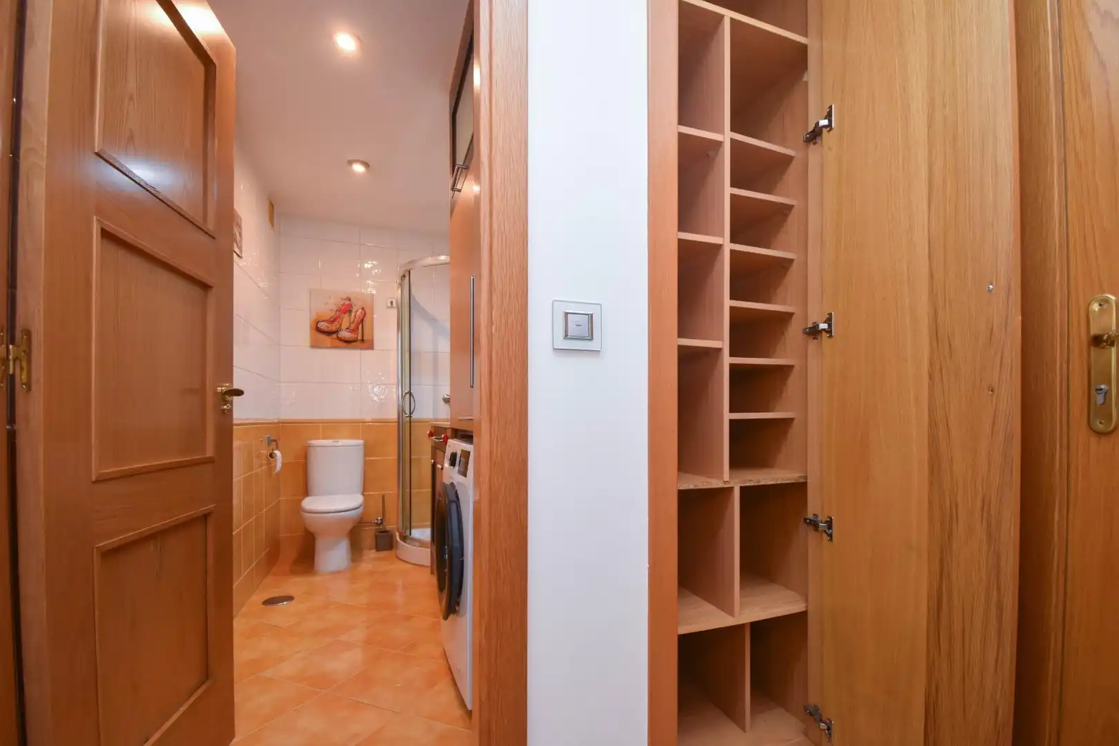 Badezimmer von Wohnung zur Miete in Cambre  mit Heizung