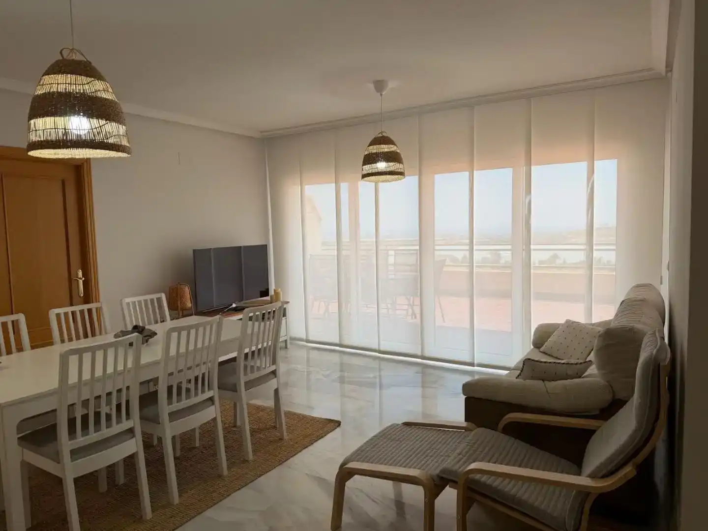 Wohnzimmer von Wohnung zum Verkauf in Mutxamel mit Klimaanlage, Schwimmbad und Balkon