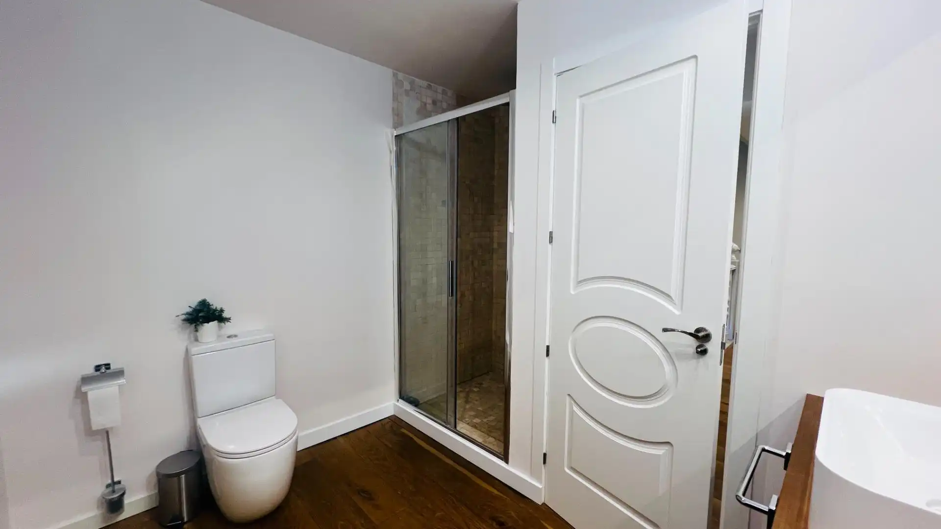 Bathroom of Houses for sale in Cambrils  with Air Conditioner, Private garden and Parquet flooring