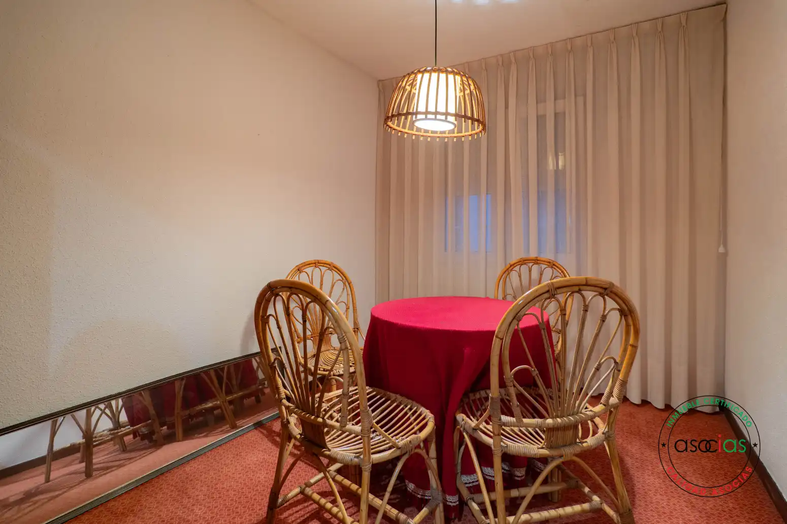 Comedor de Piso en venta en Gijón  con Calefacción