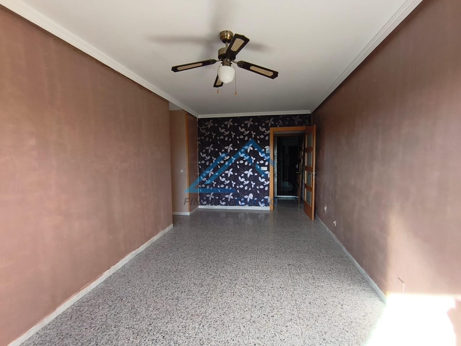 Piso en venta en  Tarragona Capital con Calefacción y Balcón