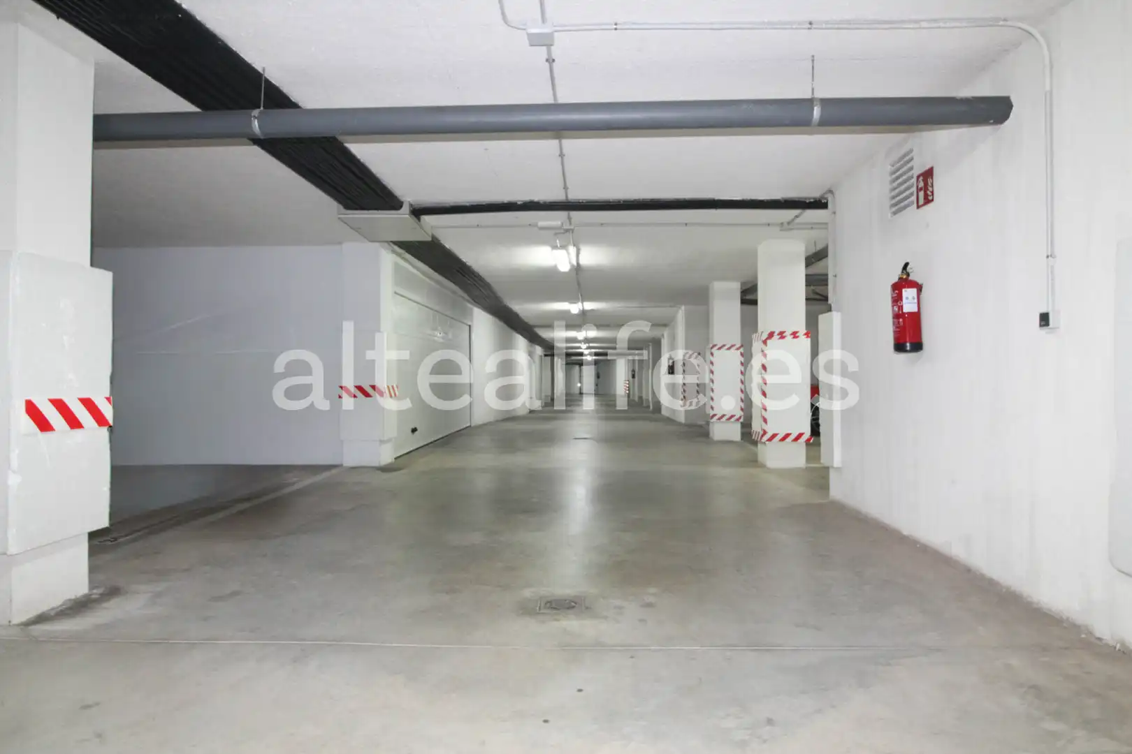 Parking de Apartamento en venta en Altea con Aire acondicionado, Calefacción y Jardín privado