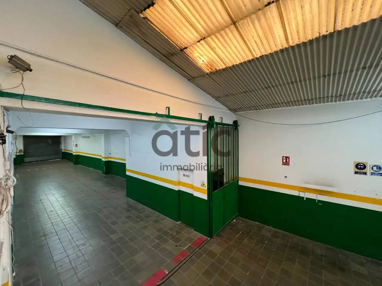 Aparcament de Local de lloguer en Manresa