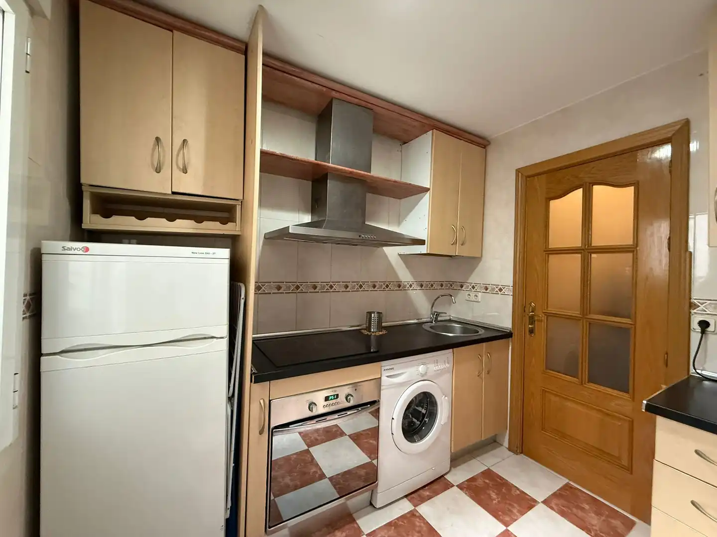 Kitchen of Study for rent in Madrid  with Air Conditioner, Heating and Balcony