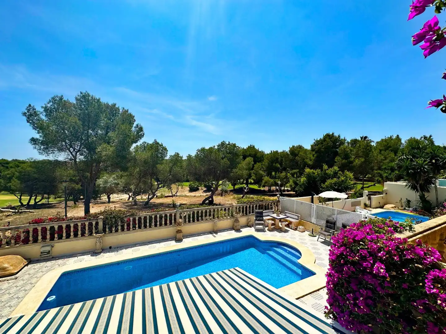 Jardí de Casa o xalet en venda en Orihuela amb Calefacció, Piscina i Moblat