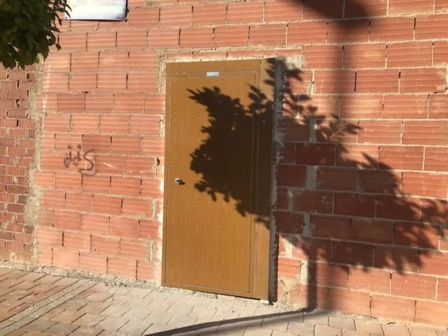 Vista exterior de Local en venta en  Murcia Capital