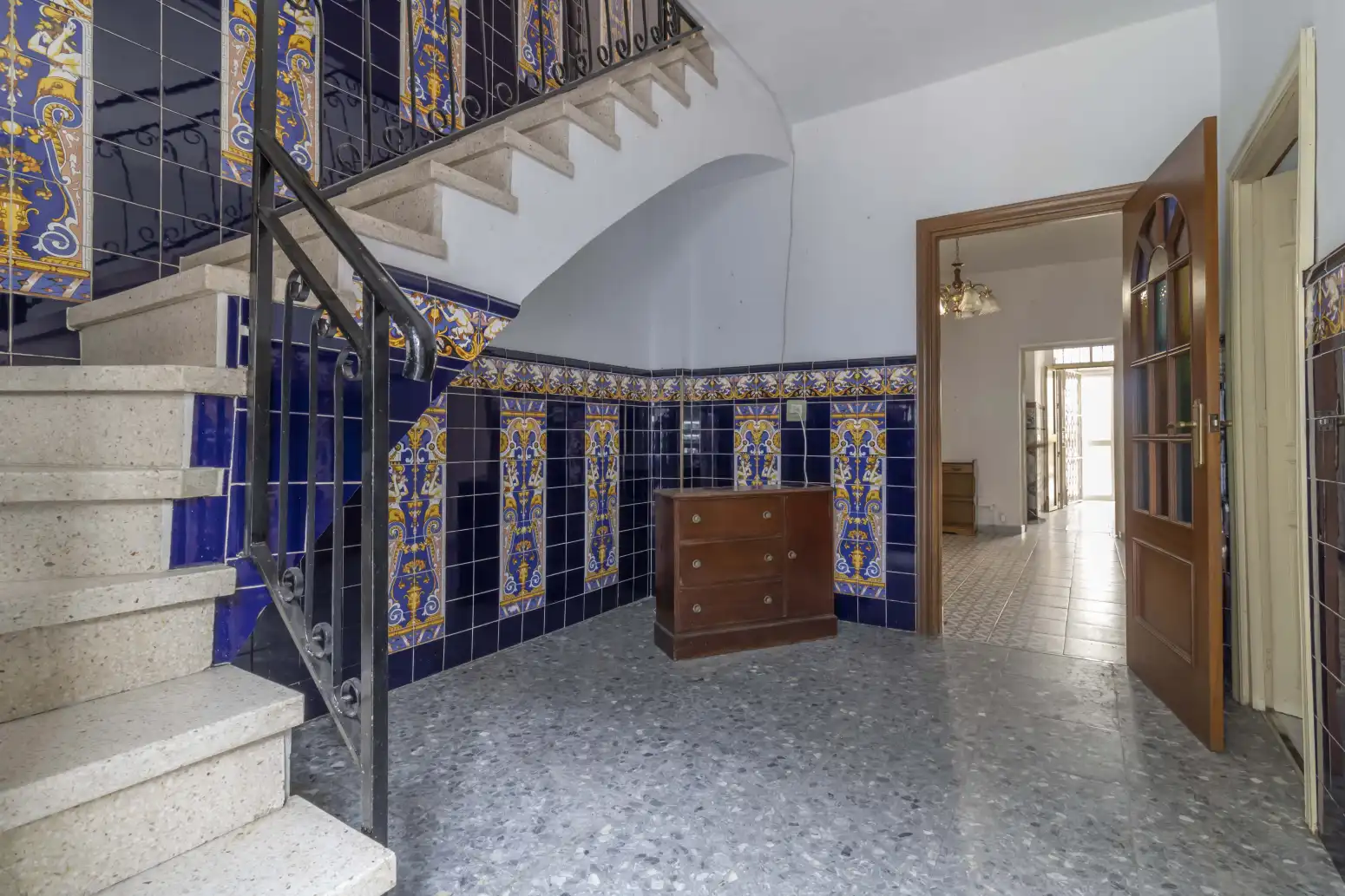 Casa adosada en venta en  Sevilla Capital con Aire acondicionado, Terraza y Balcón