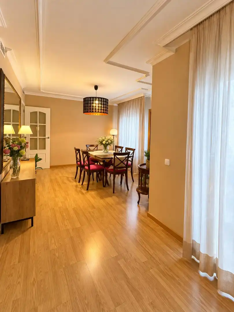 Piso con terraza en venta en Calle Alfonso XI, imagen 3