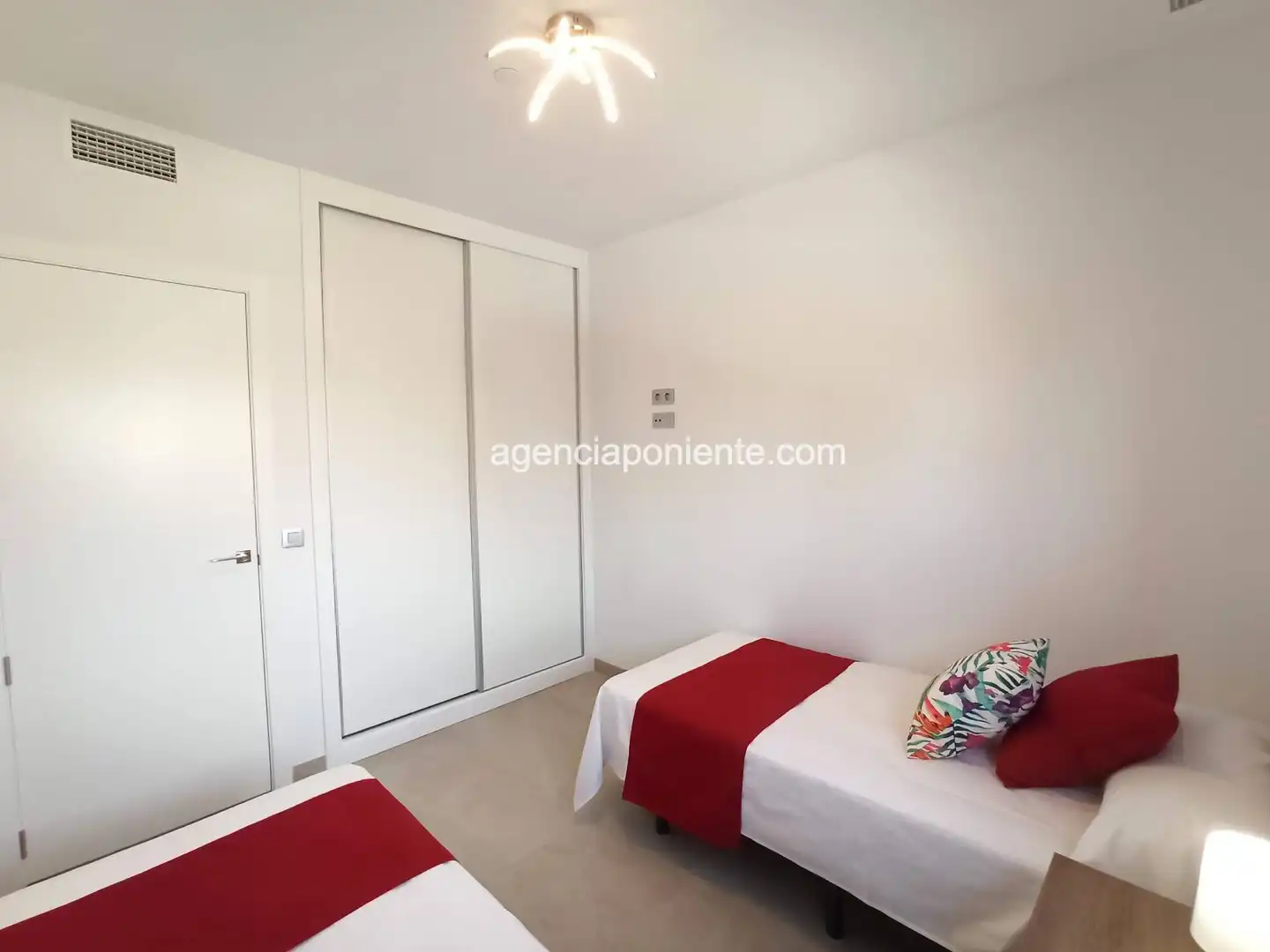 Habitación de Piso de alquiler en Benidorm con Aire acondicionado, Calefacción y Terraza