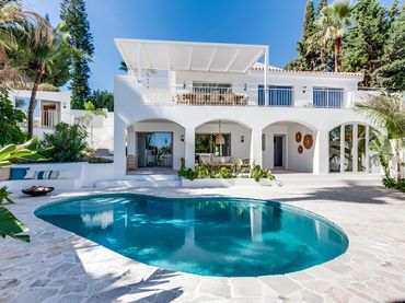 Casa amb piscina en venda a Nueva Andalucía