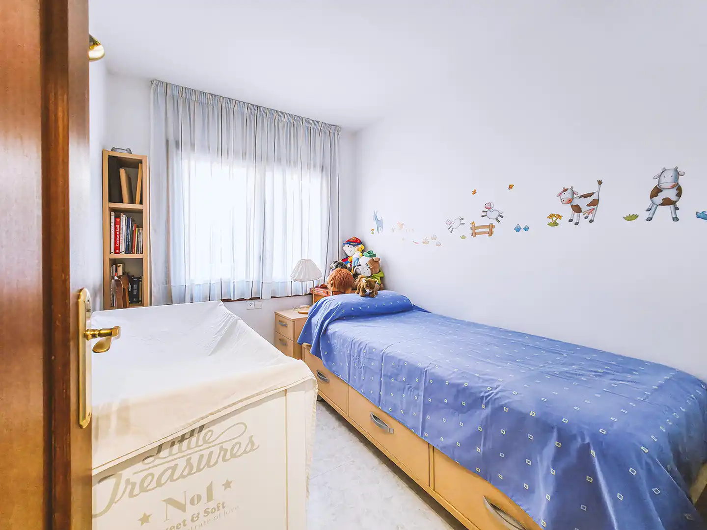 Schlafzimmer von Haus oder Chalet zum Verkauf in Sant Cebrià de Vallalta mit Heizung, Privatgarten und Terrasse