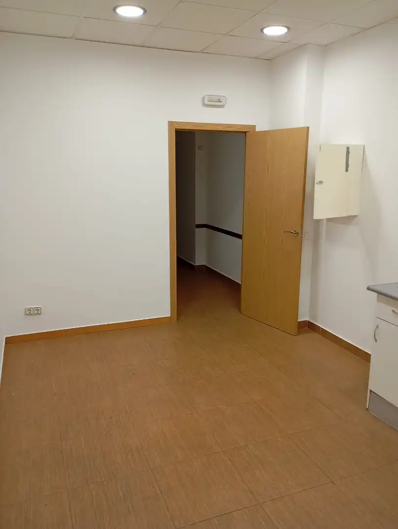 Commercial properties for sale in L'Escala  with Air Conditioner