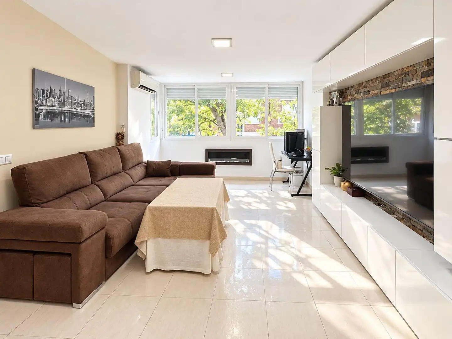 Piso con ascensor en venta en Calle MANUEL DE FALLA