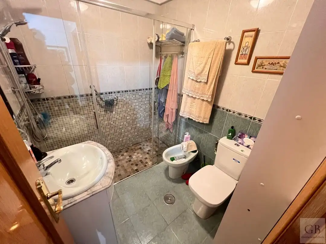 Bany de Pis en venda en Toledo amb Aire condicionat, Calefacció i Traster