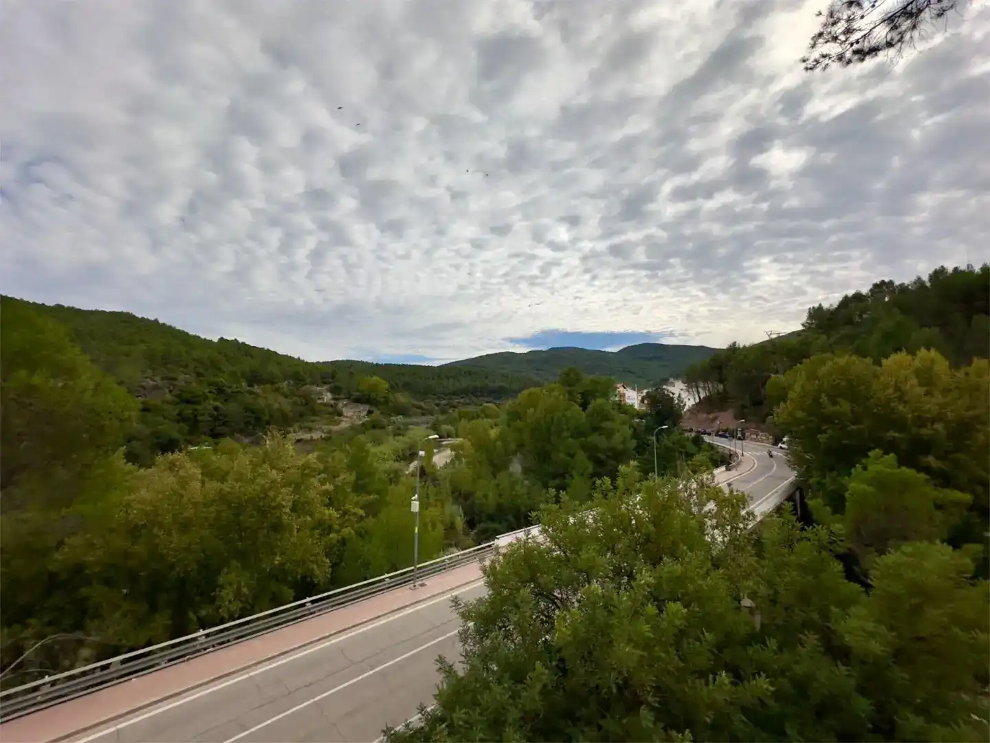 Vista exterior de Local en venda en Montanejos amb Parquet i Moblat