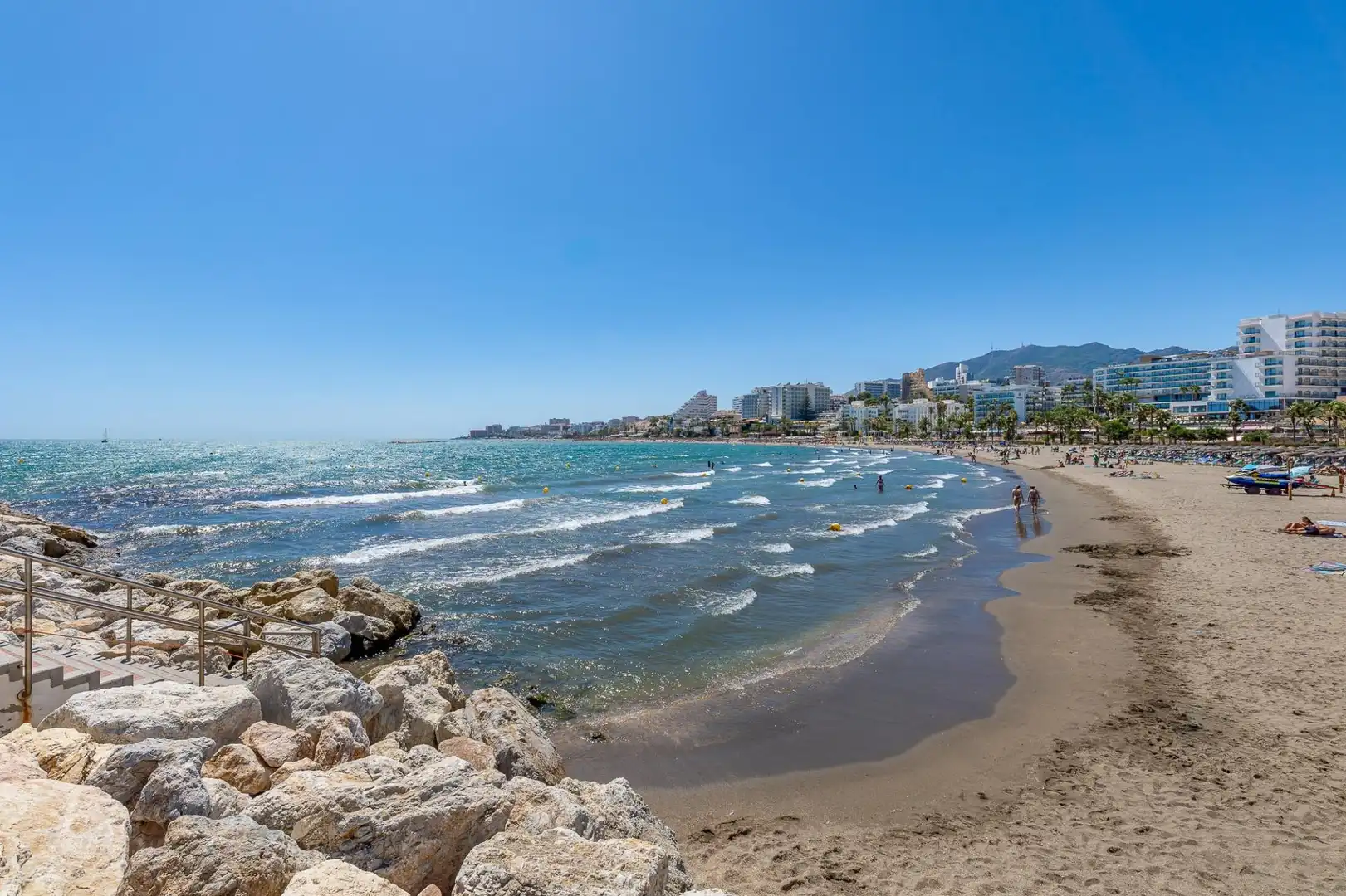 Vista exterior de Apartamento en venta en Benalmádena con Aire acondicionado, Calefacción y Terraza