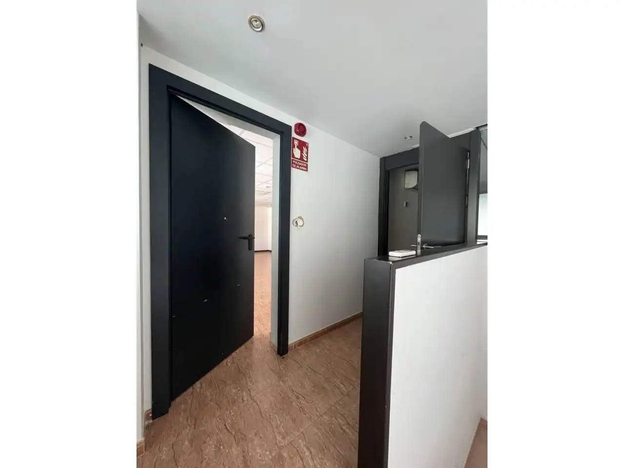 Local de alquiler en El Campello con Aire acondicionado