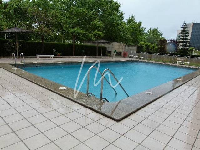 Piso en Alquiler en Avinguda del Professor López Piñero en Ciutat de les Ciències i de les Arts - Justicia