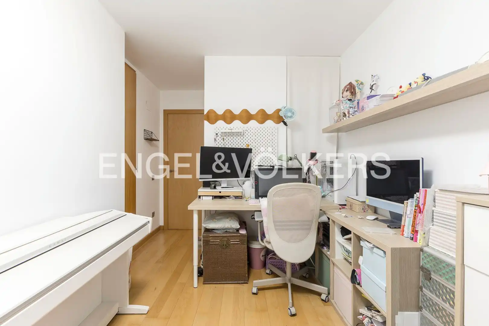 Flat for sale in Barcelona  with Air Conditioner, Heating and Parquet flooring