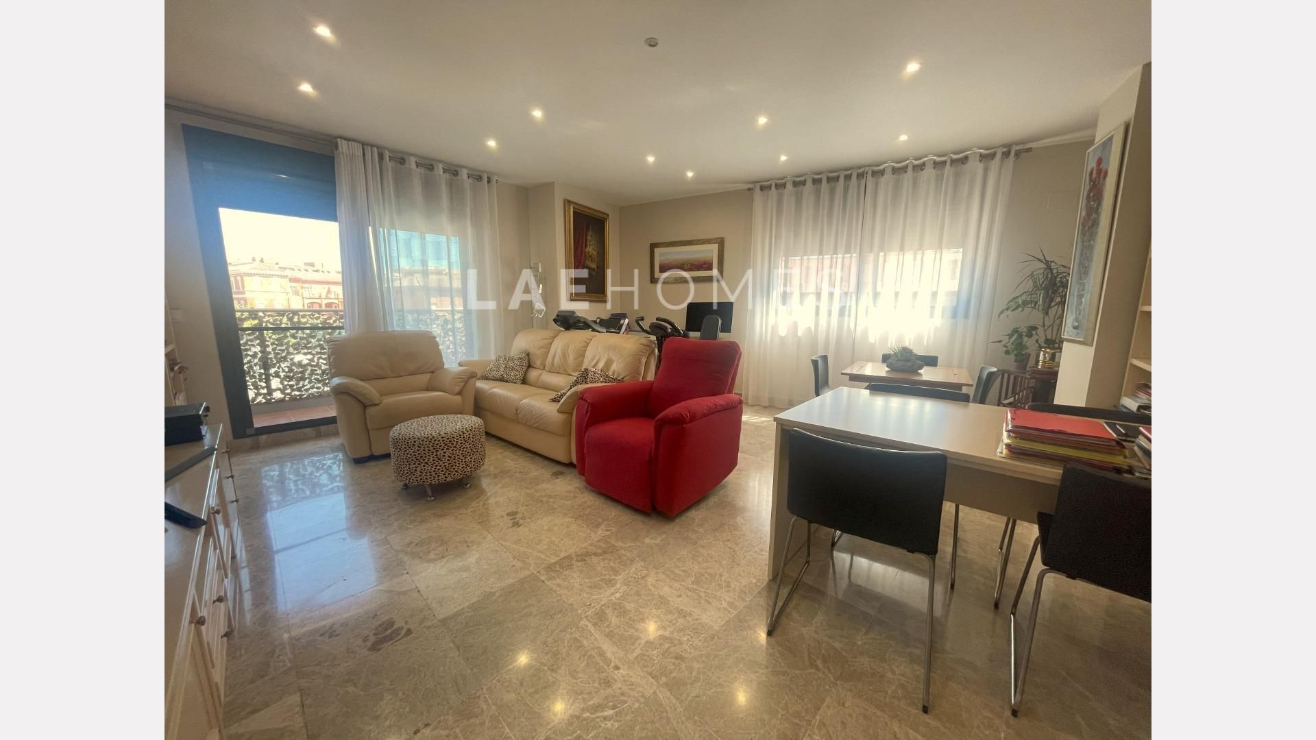 Sala d'estar de Pis en venda en Málaga Capital amb Aire condicionat, Calefacció i Jardí privat