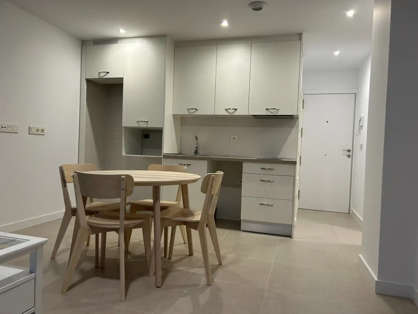 Flat for rent in Calle Lopéz de Neira, Campus de la Salud