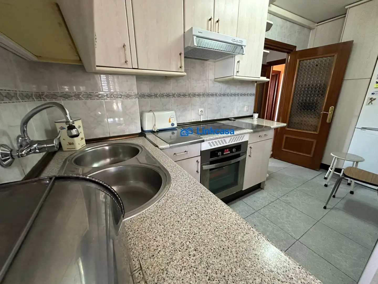Cocina de Piso en venta en Madrid con Calefacción, Terraza y Amueblado