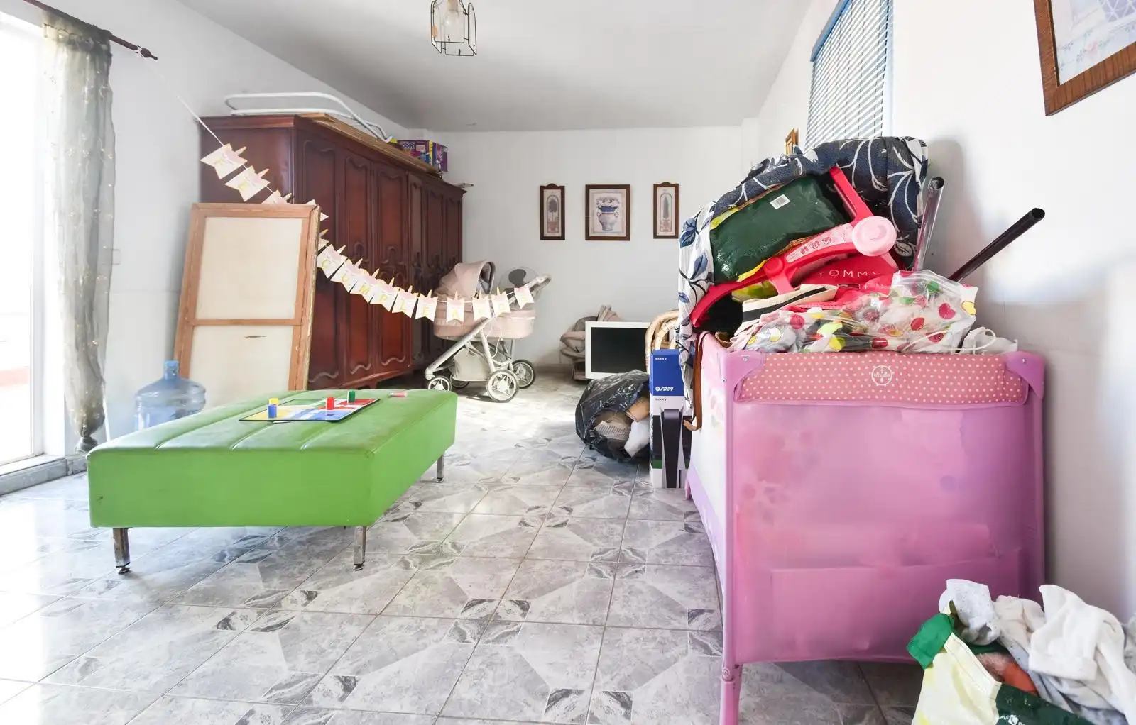 Sala de estar de Edificio en venta en Mijas