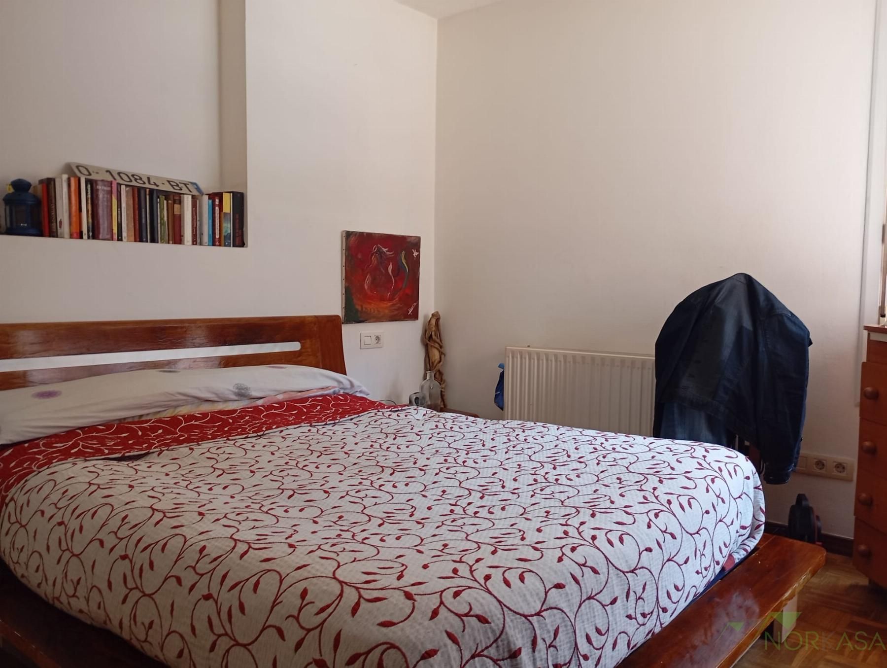 Bedroom of Flat for sale in Avilés  with Parquet flooring, Terrace and Storage room