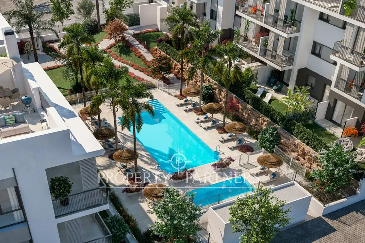 Ático con piscina en venta en Calle Carlos Cano