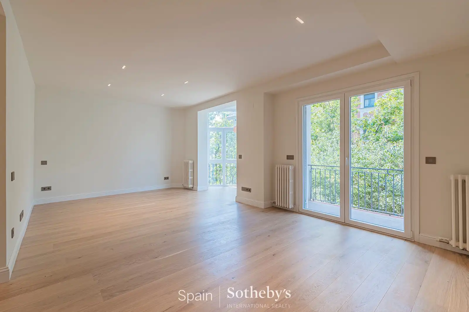 Apartamento con ascensor en venta en Carrer de Roger de Llúria, imagen 6