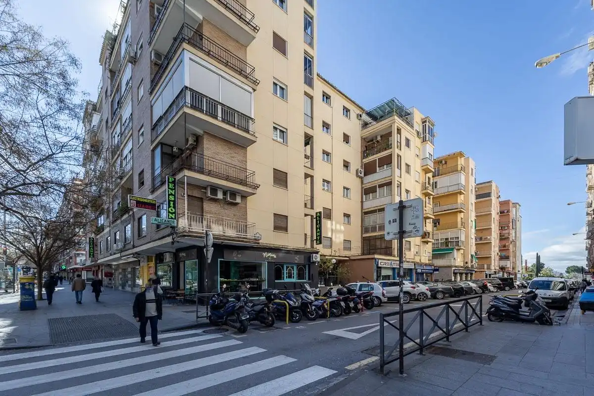 Exterior view of Flat for sale in Granada  with Air Conditioner, Heating and Balcony