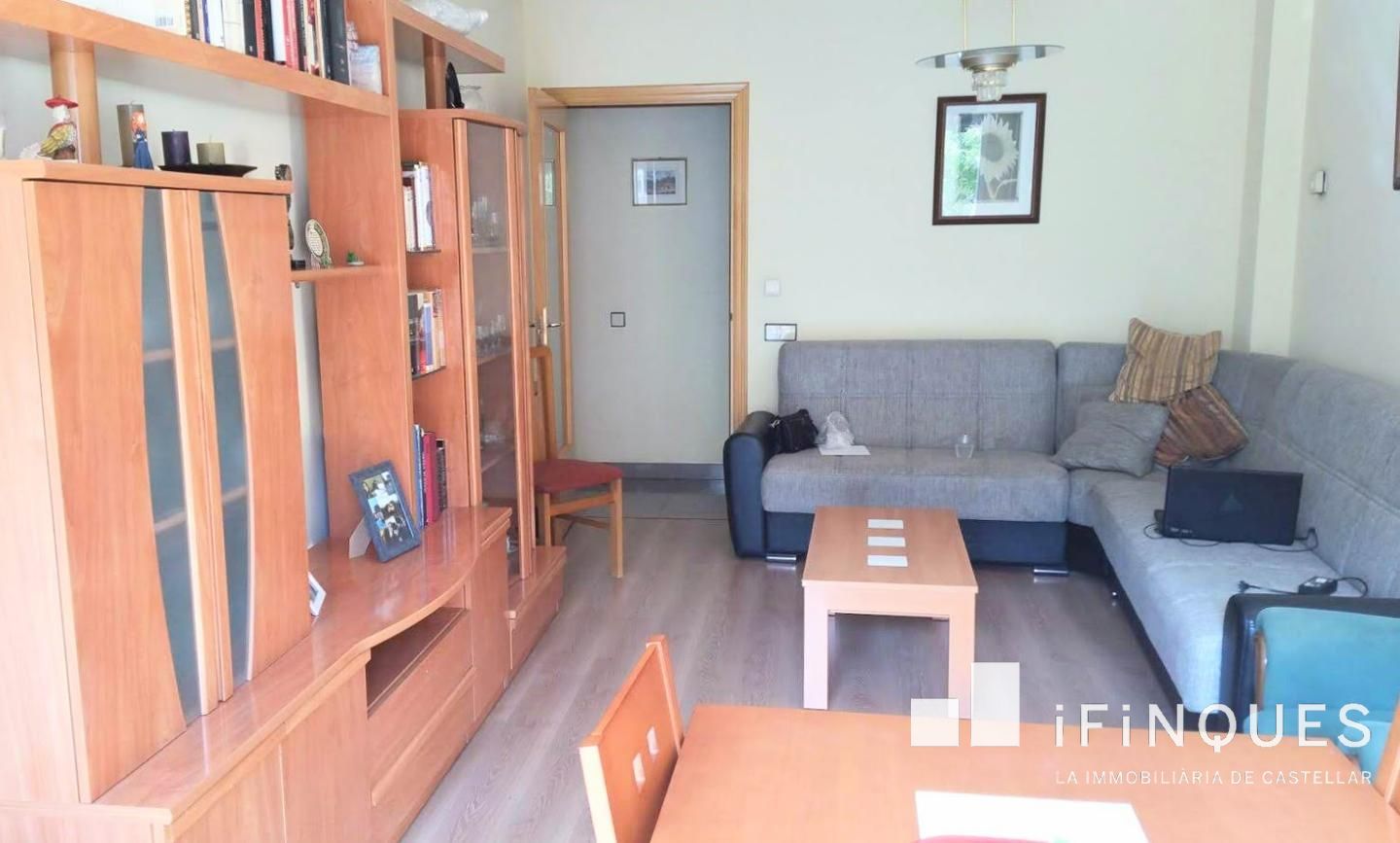 Sala d'estar de Pis en venda en Sabadell amb Aire condicionat, Balcó i Internet
