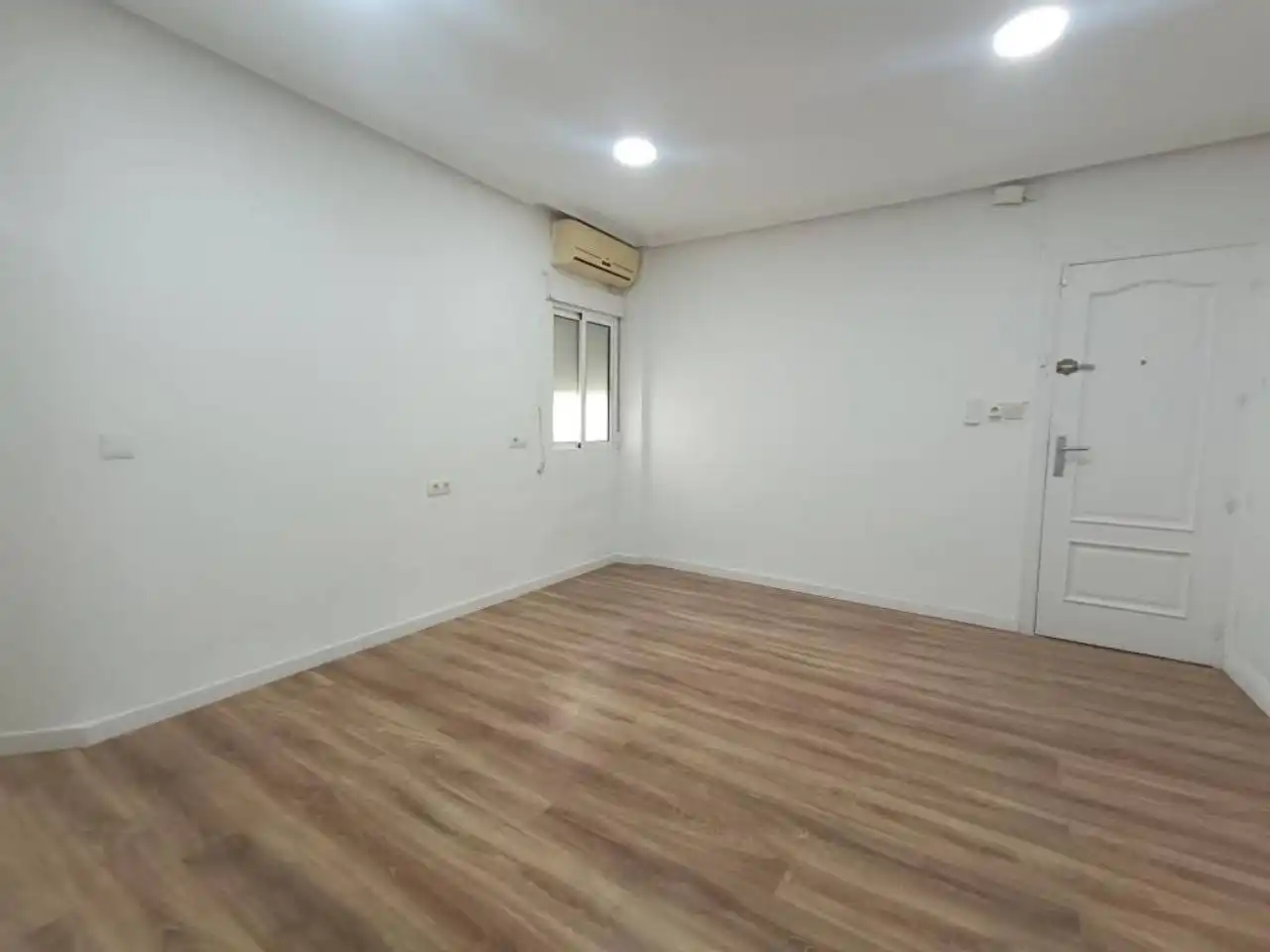 Piso de alquiler en Elda