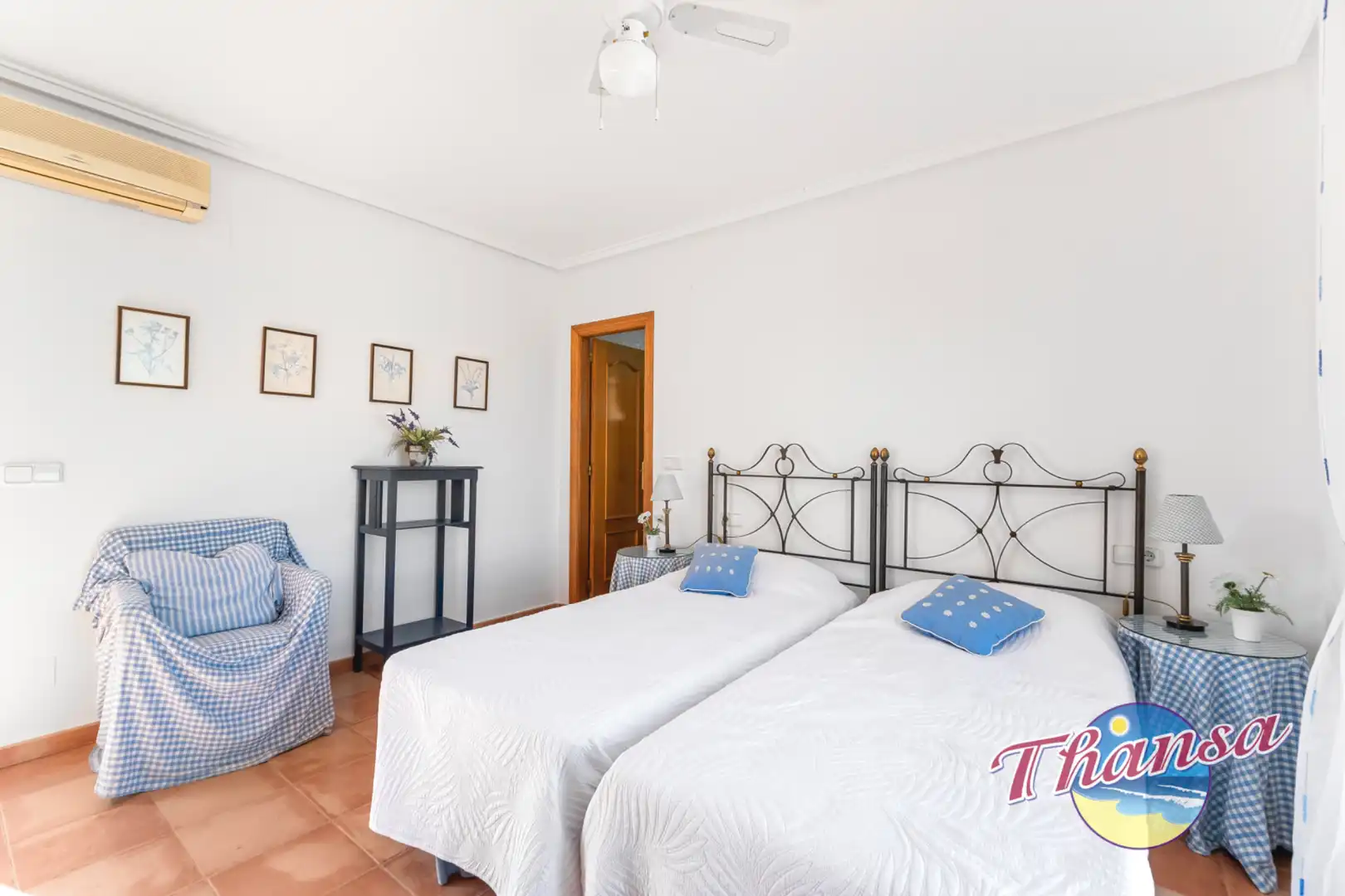 Dormitori de Casa o xalet en venda en Santa Pola amb Aire condicionat, Calefacció i Jardí privat