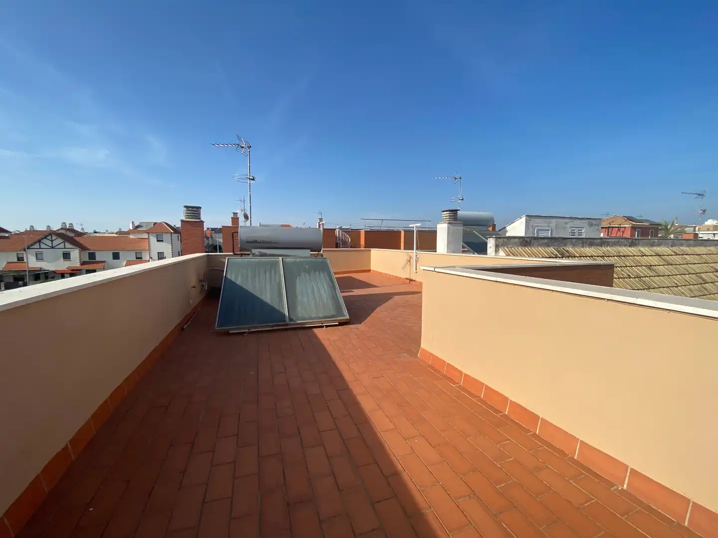 Terraza de Casa o chalet en venta en Dos Hermanas con Aire acondicionado, Jardín privado y Terraza
