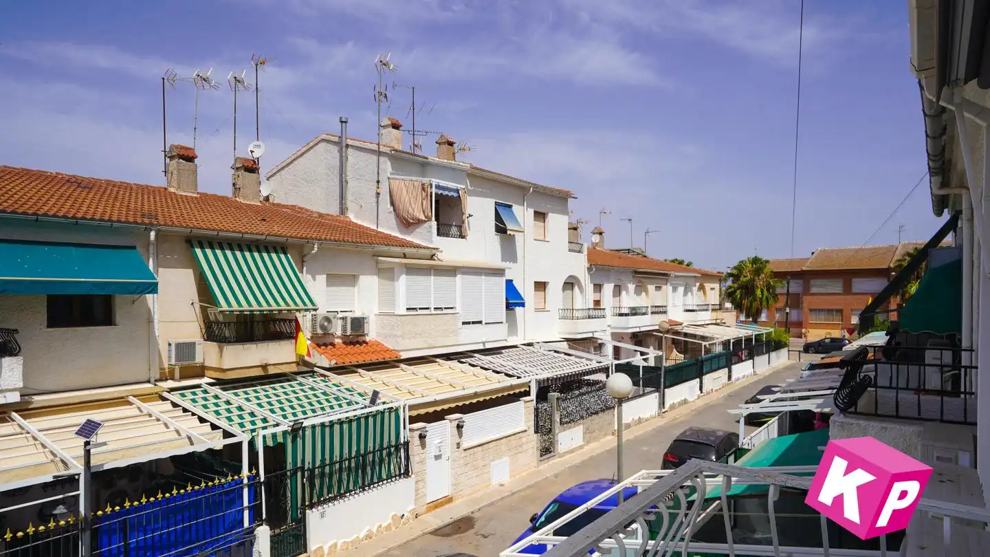 Vista exterior de Casa o chalet en venta en Santa Pola con Aire acondicionado, Terraza y Amueblado