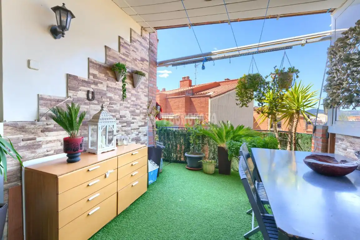 Terraza de Piso en venta en Cornellà de Llobregat con Aire acondicionado, Calefacción y Terraza