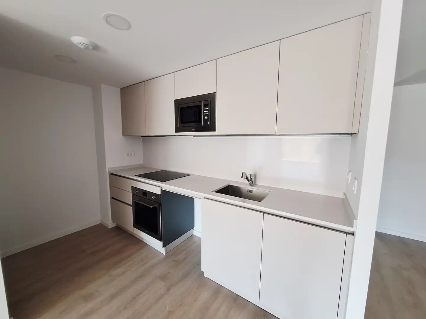 Cuina de Pis en venda en Sant Feliu de Llobregat amb Aire condicionat, Calefacció i Parquet