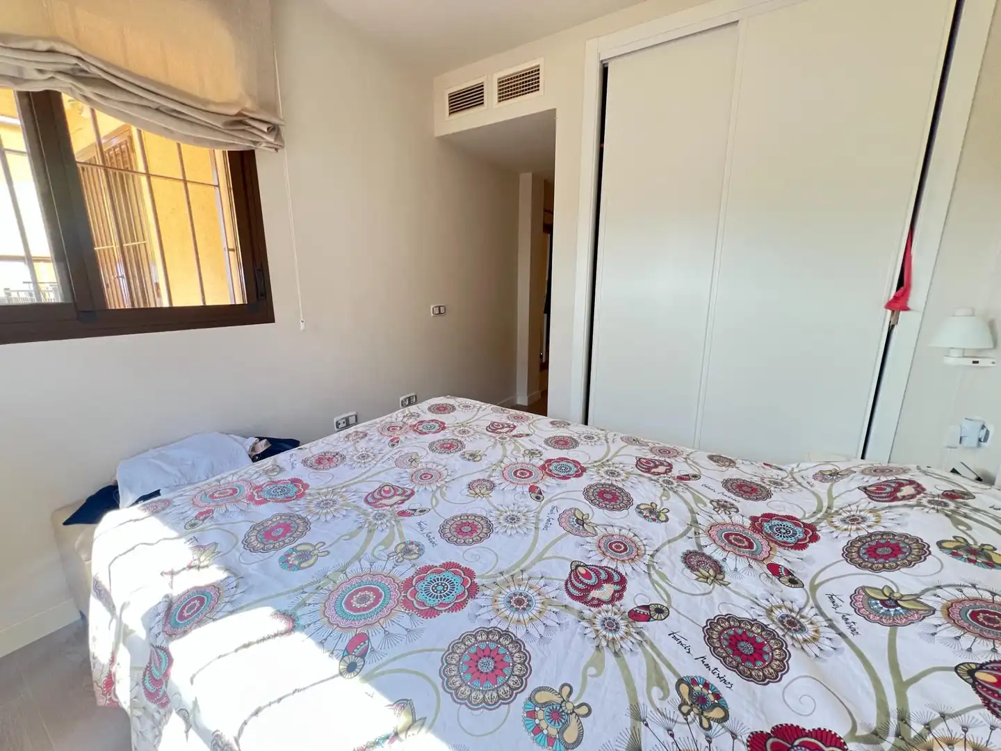 Schlafzimmer von Wohnung zum Verkauf in Águilas mit Klimaanlage und Gemeinschaftspool