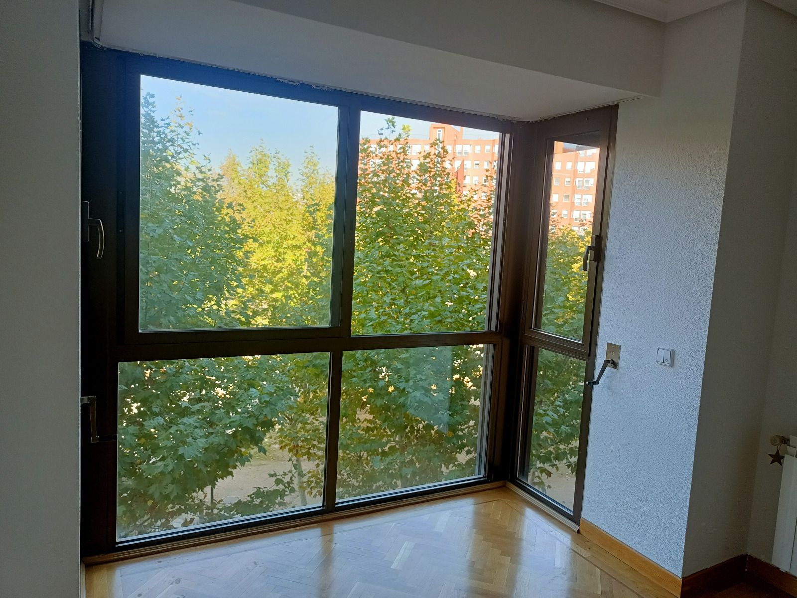 Dormitori de Pis de lloguer en  Madrid Capital amb Aire condicionat, Calefacció i Parquet