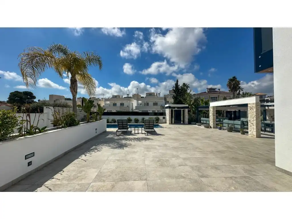 House with pool for sale in Urbanizacion V Martin Brisas 152, imagen 10