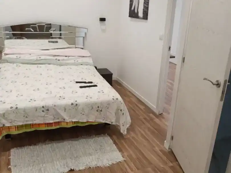 Dormitori de Casa o xalet en venda en Vigo  amb Balcó