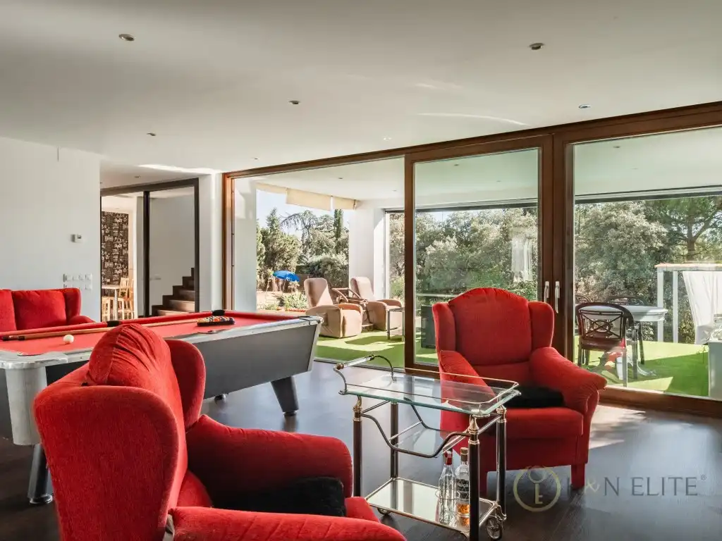 Detached house with pool for sale in Calle Castillo De Berlanga, imagen 32