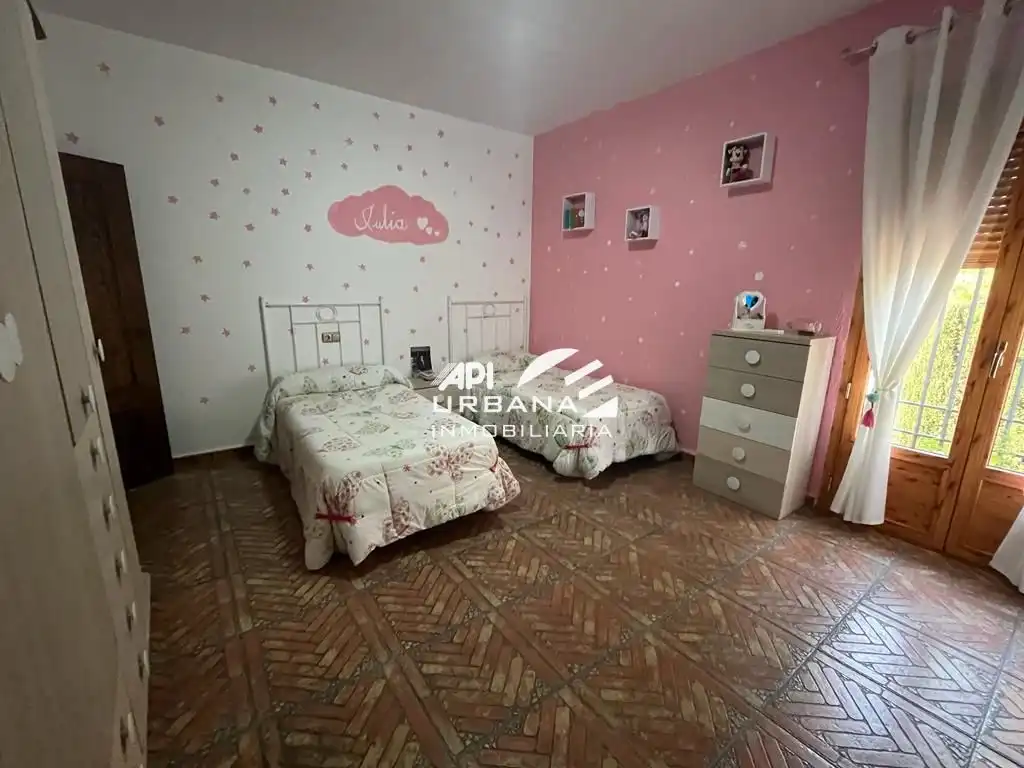 Habitación de Casa o chalet en venta en Lucena con Aire acondicionado, Jardín privado y Piscina